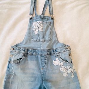 Overalls with lace embellishments